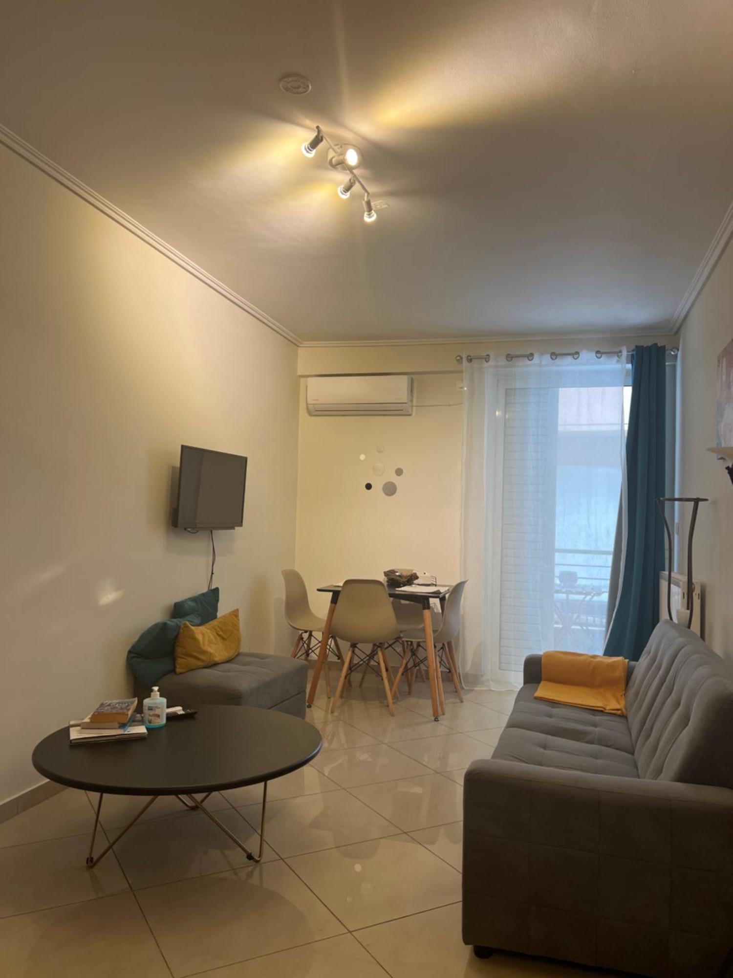 Colourful Artistic Apart 100Mbps Center Of Atenas Exterior foto
